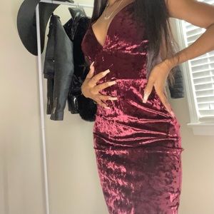 Velvet MIDI Dress